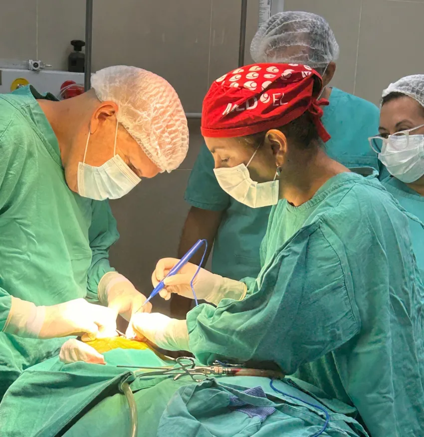 En el hospital Juan Pablo II, colocaron implante coclear bilateral a un niño de Mercedes