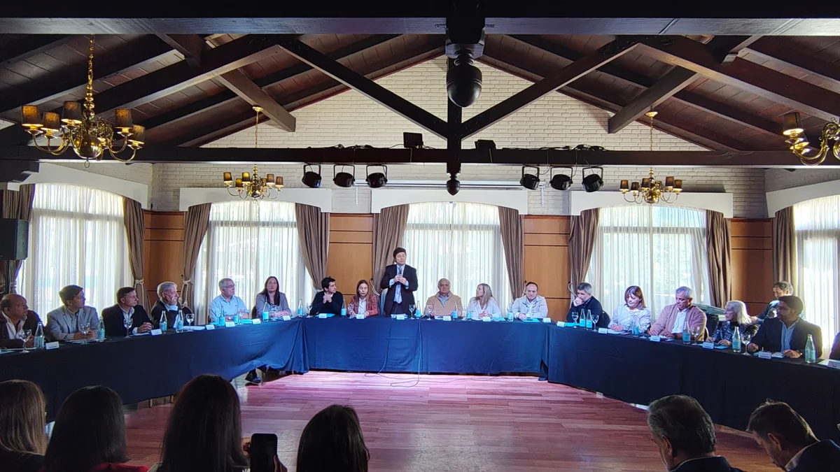 La Libertad Avanza se afirma en Corrientes y proyecta un mano a mano electoral