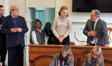 El mercedeño Julio Cáceres recibió el título honorífico de Ciudadano Ilustre de Corrientes