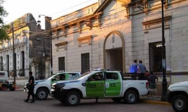 Manejaba una camioneta en estado de ebriedad por el centro de Mercedes