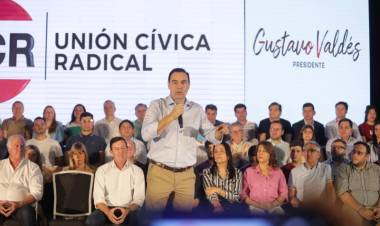 Gustavo Valdés fue proclamado como presidente de la UCR Corrientes