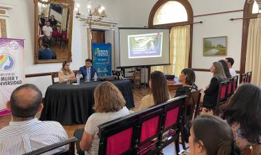 Mercedes : Charla de prevención contra la violencia 