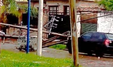 Mercedes : Un temporal produjo graves inconvenientes en la energía eléctrica 