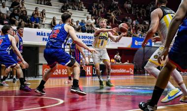 Comunicaciones perdió con Villa San Martin  70-66 en tiempo extra