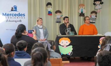 Mercedes : Charla Sobre Adolescencia Y Salud Mental