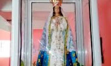Mercedes : La Virgen Peregrina de Itatí visitó la Comisaría Tercera