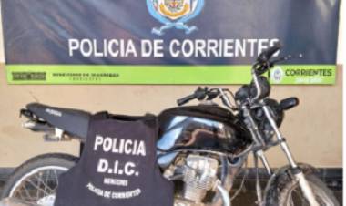 Mercedes: Recuperan motocicleta robada tras persecución y detenido al presunto autor