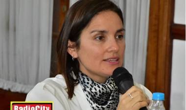 Belén Gómez “No entiendo porque el ejecutivo pide adelantos para sueldos y por otro lado sigue contratando gente”