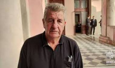 Cemborain: "El 70 por ciento de  las máquinas municipales fueron desguazadas"