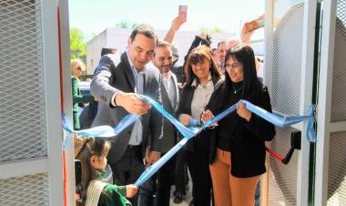 Mercedes : Valdés inauguró el Jardín de Infantes N° 9 