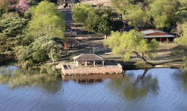 Carlos Pellegrini y los Esteros del Iberá son el mejor destino turístico del mundo