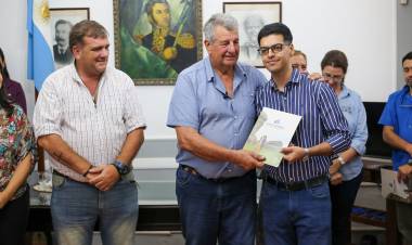 Cemborain completa su equipo y puso en funciones a los nuevos directores municipales