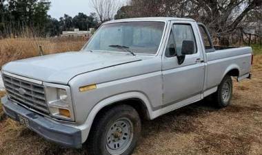 Mercedes: interceptan camioneta que transportaba carne ovina sin control sanitario