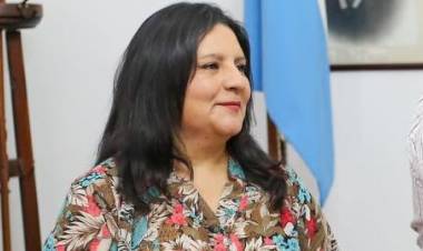 Analia Velázquez: “El tema del concejal suspendido debe ser resuelto por todo el cuerpo y con prudencia”