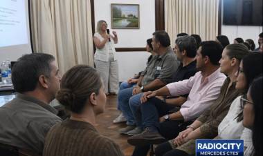 Concientización y prevención: se realizó una charla sobre depresión en jóvenes en Mercedes