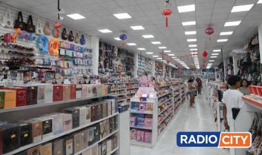 Mercedes suma una nueva propuesta comercial: abrió “Mini Once” en pleno centro