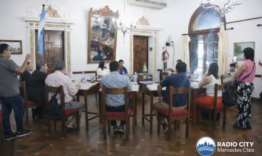 Mercedes: aprobaron el pliego de Jorge Navia y se redefinieron los bloques del Concejo