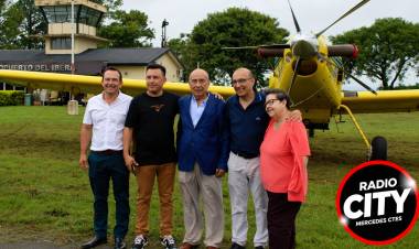 MERCEDES emotivo reconocimiento a un aviador con mas de 50 años de trayectoria