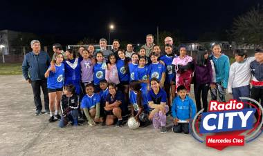 Mercedes: renovaron la iluminación del Club Paso de los Andes y celebraron junto a socios y colaboradores