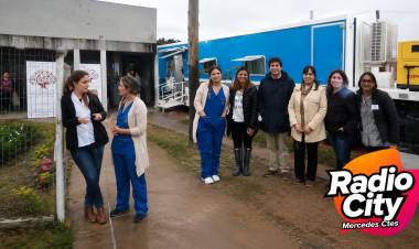 Mercedes: la Unidad Pediátrica Móvil de Fundación CONIN realiza atención gratuita en barrio Mataderos