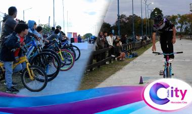 Mercedes: el Sambódromo vibró con un gran encuentro de Stunt Bike y rollers