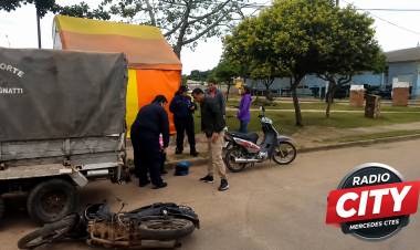 Mercedes: una mujer terminó hospitalizada tras un choque entre motos en avenida San Martín