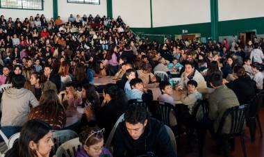 Mercedes: la Escuela Normal "Manuel Florencio Mantilla" agradeció el apoyo de la comunidad tras el éxito del Gran Bingo Olímpico