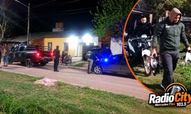 Mercedes: detuvieron a una pareja acusada de robar una moto y esconderla en un inquilinato