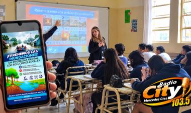 Mercedes: Alumnos de la Escuela Normal utilizaron inteligencia artificial para debatir sobre el cambio climático