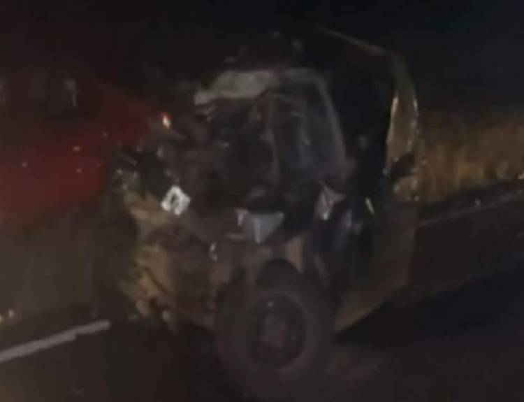 Mercedes: dos muertos en el choque entre un auto y una camioneta