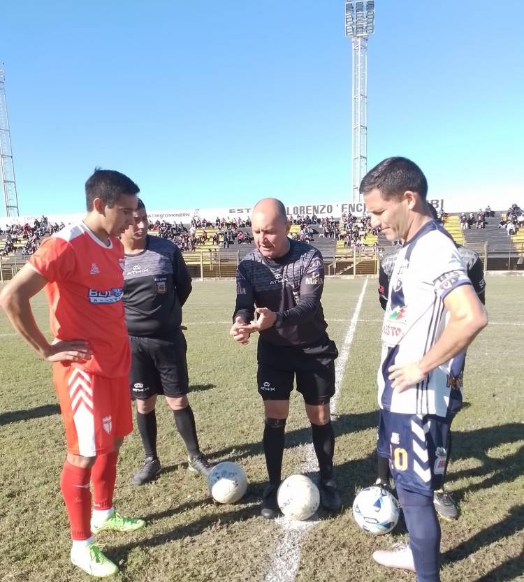 Futbol de Primera: Villa Rivadavia le ganó 1 a 0 a Taraguí