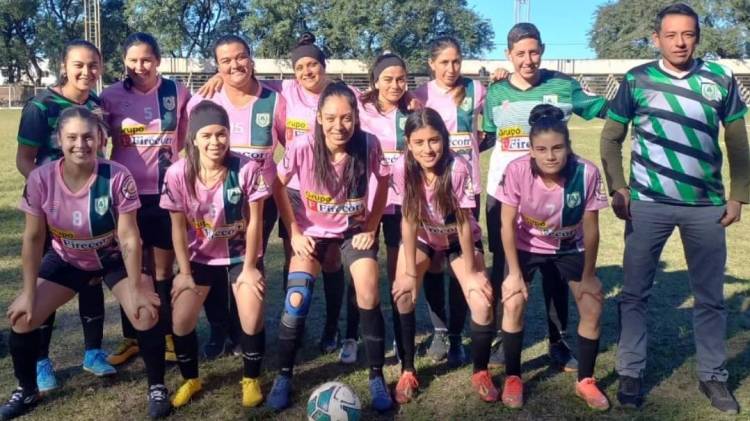 Mercedes: Fútbol Femenino con dificultades