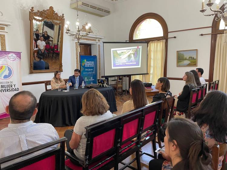 Mercedes : Charla de prevención contra la violencia 