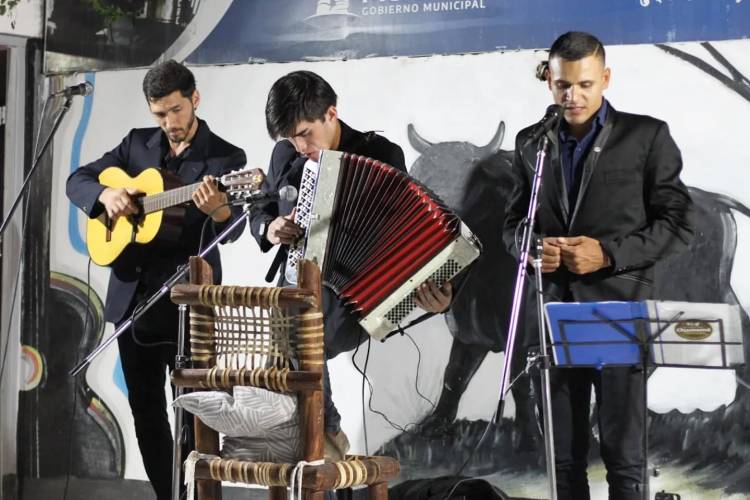 Mercedes : Homenaje chamamecero a Quique Sheridan y Lacho Sena