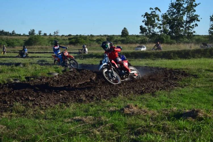 Veloterra : Se disputo la segunda fecha en Mercedes
