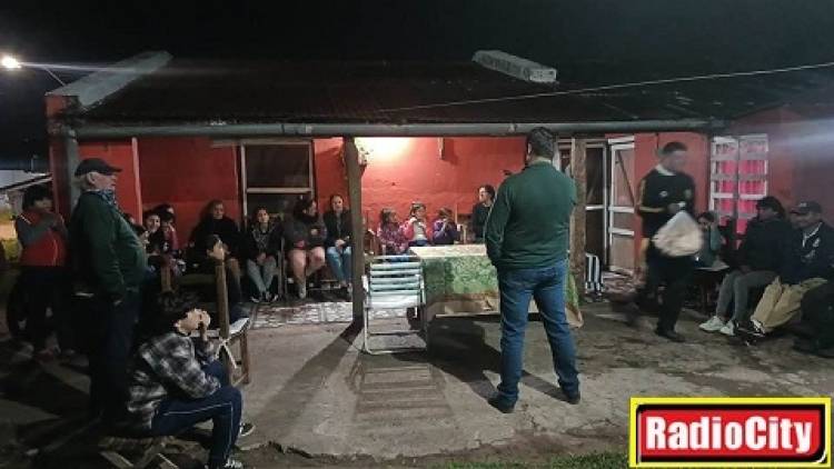 Mercedes: Ante la poca presencia del municipio Jorge Bulman anuncio nuevos merenderos en los barrios