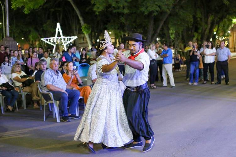 Mercedes : Se lanzó oficialmente la Fiesta del Chamamé y la Cultura Popular 2026