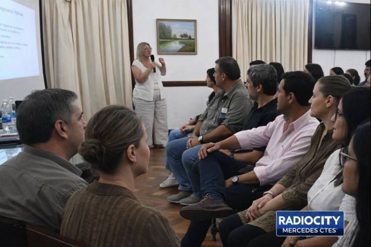 Concientización y prevención: se realizó una charla sobre depresión en jóvenes en Mercedes