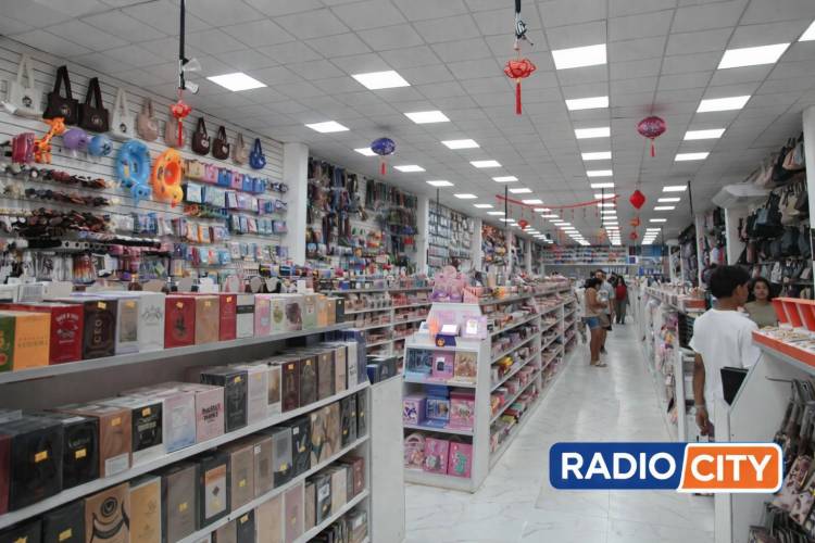 Mercedes suma una nueva propuesta comercial: abrió “Mini Once” en pleno centro