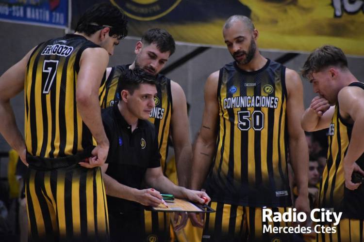 Mercedes se juega una parada clave: Comunicaciones recibe a uno de los líderes de la Liga Argentina