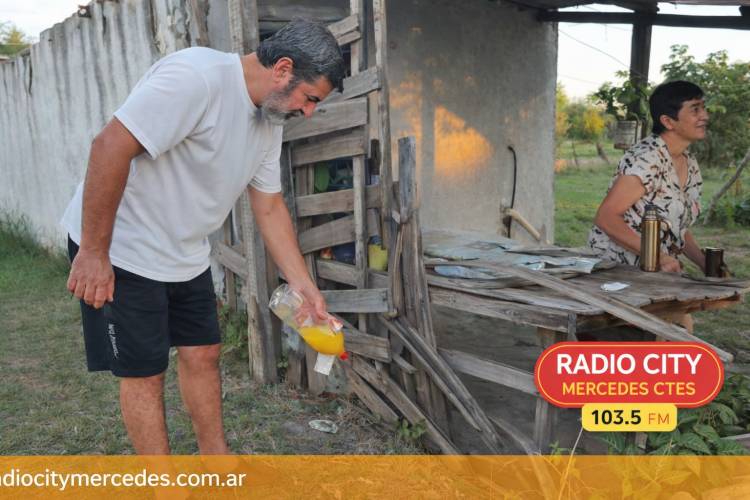 Mercedes: Entre la solidaridad y la creatividad, una fumigación que llamó la atención