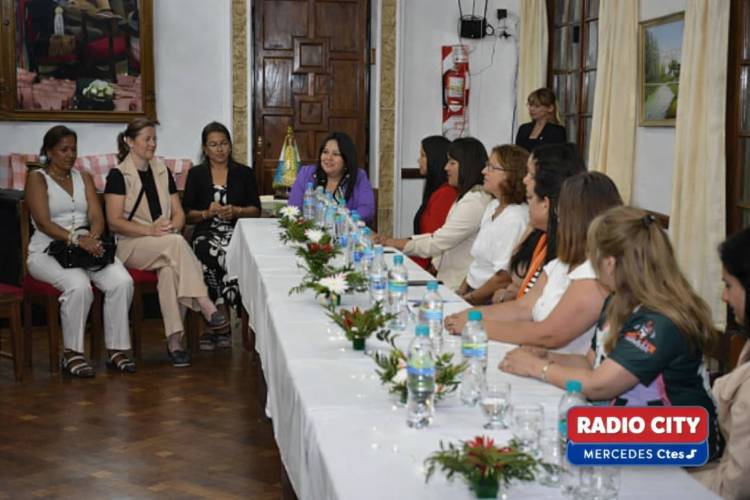 Mercedes: encuentro de mujeres empresarias y líderes reunió a referentes locales en el Concejo Deliberante