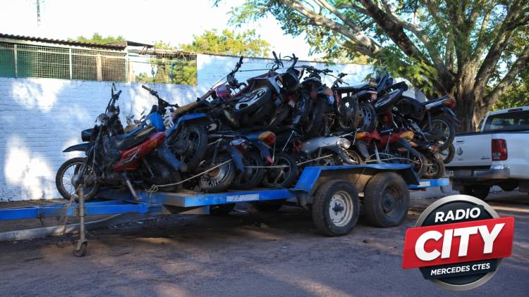 Mercedes: el Municipio avanza con la compactación de motos abandonadas y expone públicamente a sus dueños