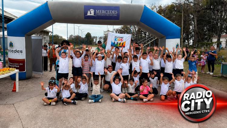 Gran participación en el inicio de Corre Mercedes en el Sambódromo