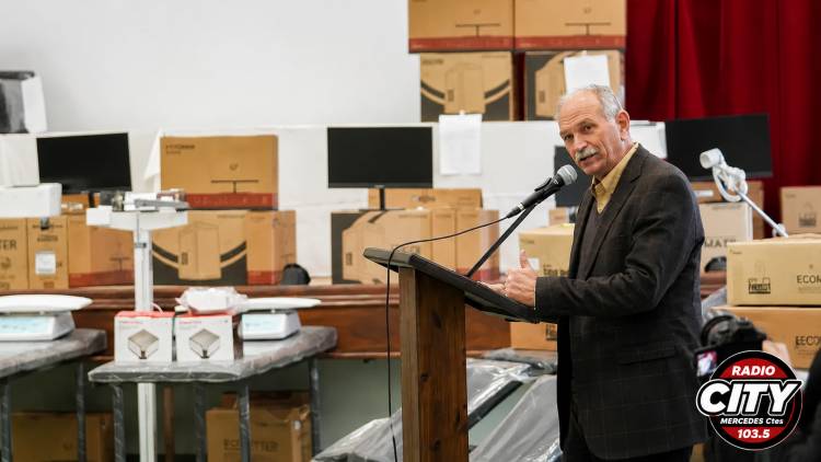Mercedes recibió equipamiento sanitario en el marco de una importante entrega provincial