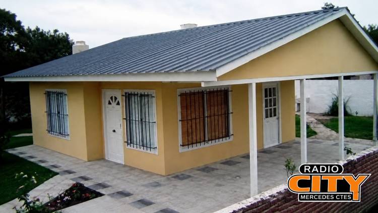 Mercedes: condenaron a una empresa a indemnizar a una familia por graves fallas en una vivienda prefabricada