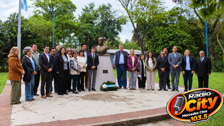 Mercedes conmemoró un nuevo aniversario de la Asociación Belgraniana con un acto en la Plazoleta Belgrano