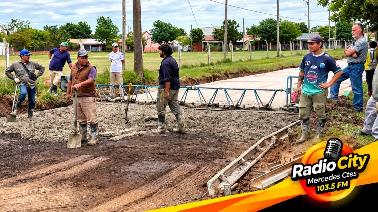Mercedes: Cemborain anunció que, después de calle Santa Fe, las obras de pavimentación continuarán en el barrio San Pedro